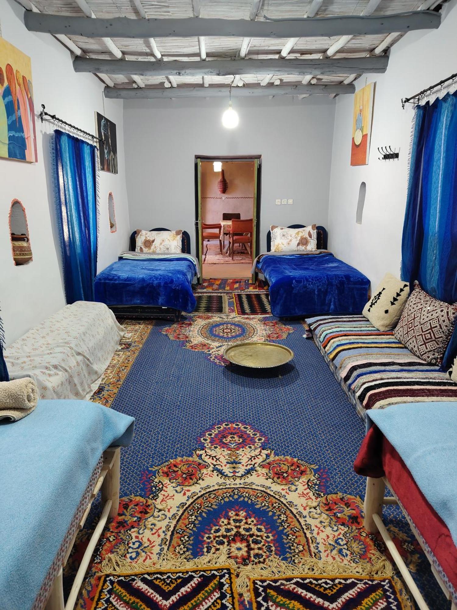 Dar Joud Daire Tabourakht Oda fotoğraf